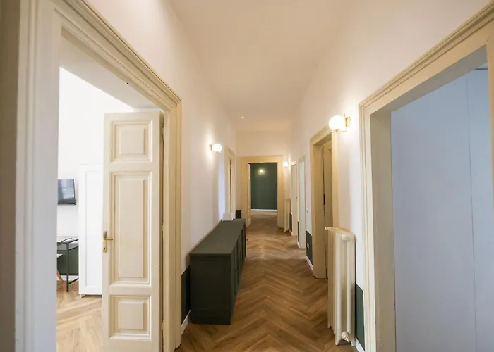 Apartment Barberini Grand Retreat With Terrace Rom
